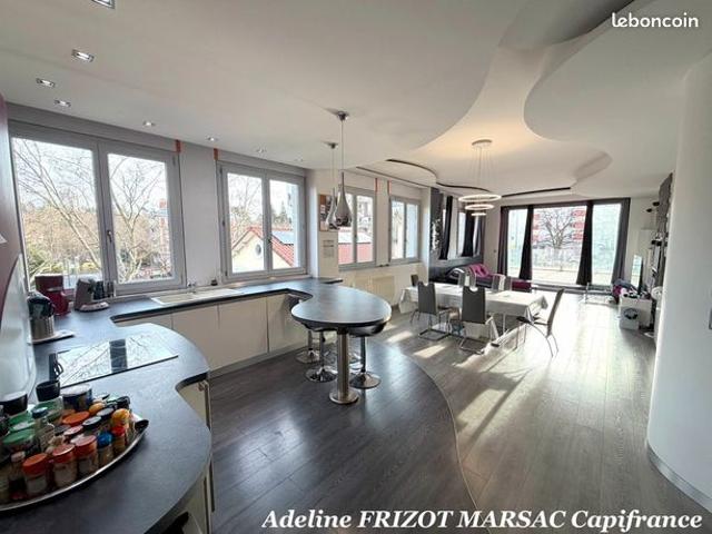 Appartement 4 pièces 130 m²