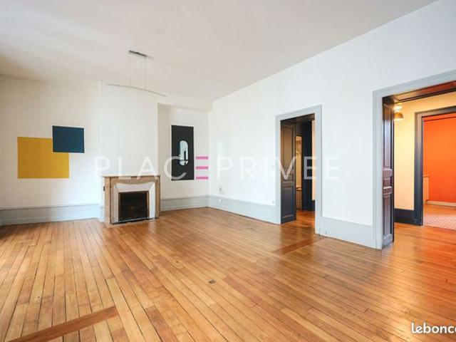 Appartement 4 pièces 130 m²