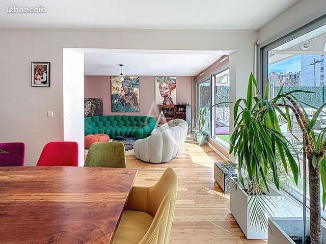 Appartement 4 pièces 130 m²