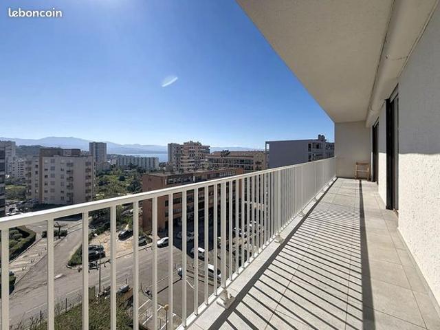 Appartement 4 pièces 130 m²