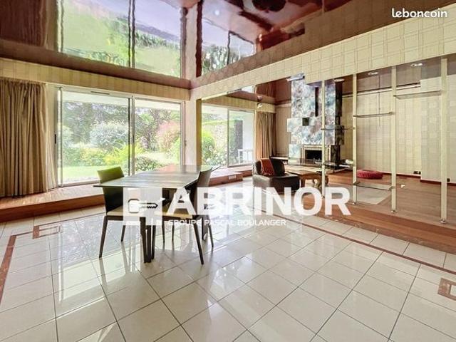 Appartement 4 pièces 132 m²