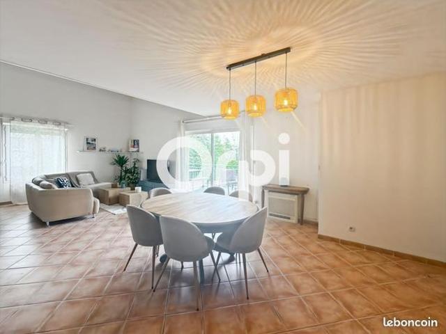 Appartement 4 pièces 134 m²