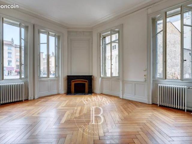 Appartement 4 pièces 134 m²