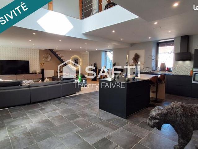 Appartement 4 pièces 134 m²
