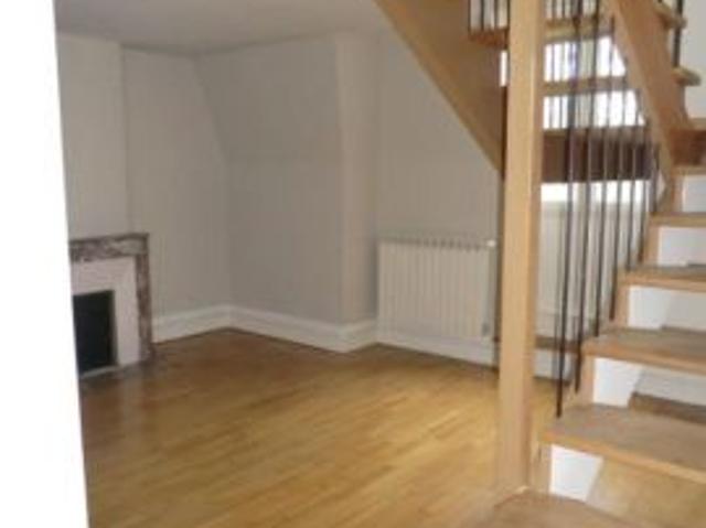Appartement 4 pièces 135.59 m²