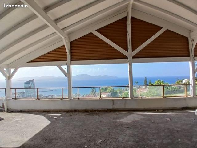 Appartement 4 pièces 135 m²