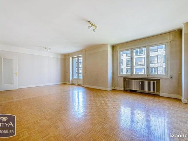 Appartement 4 pièces 135 m²