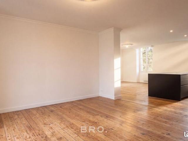 Appartement 4 pièces 136 m²