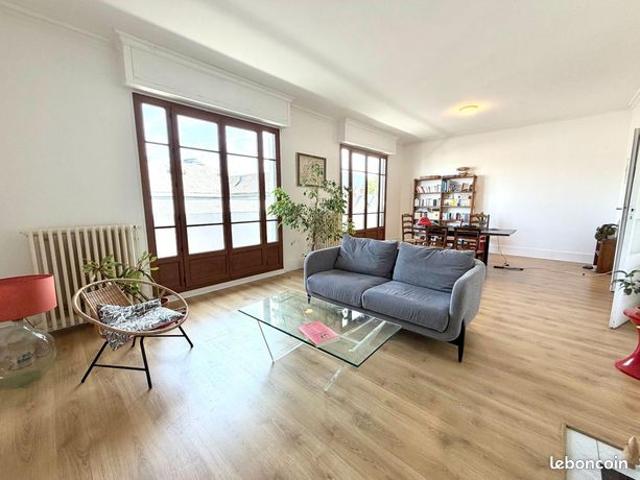 Appartement 4 pièces 136 m²