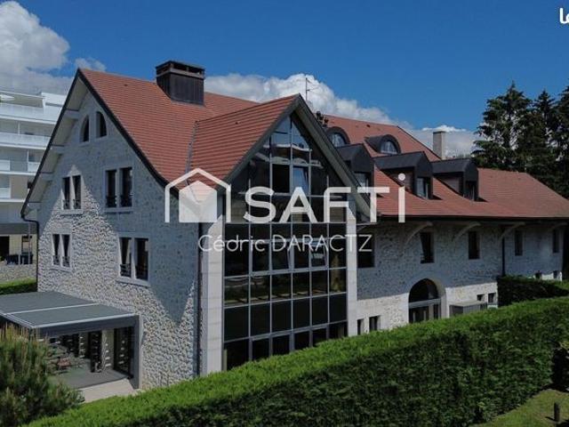 Appartement 4 pièces 137 m²