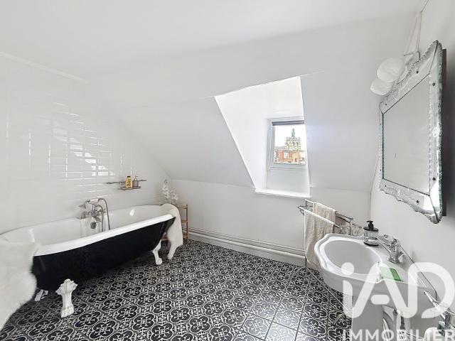 Appartement 4 pièces 137 m²
