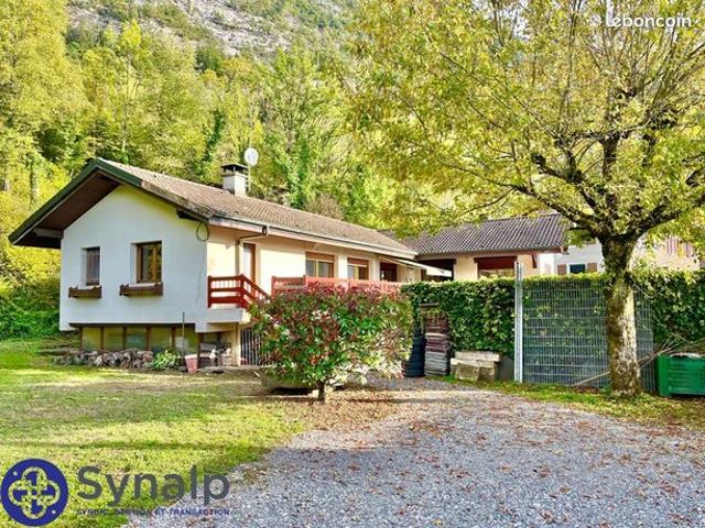 Appartement 4 pièces 137 m²