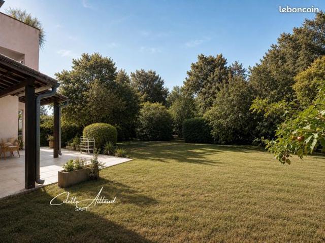 Appartement 4 pièces 137 m²