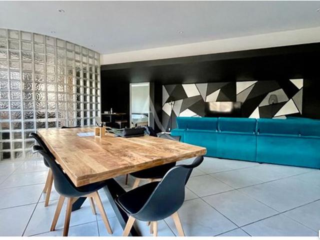 Appartement 4 pièces 138 m²