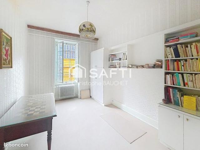 Appartement 4 pièces 138 m²