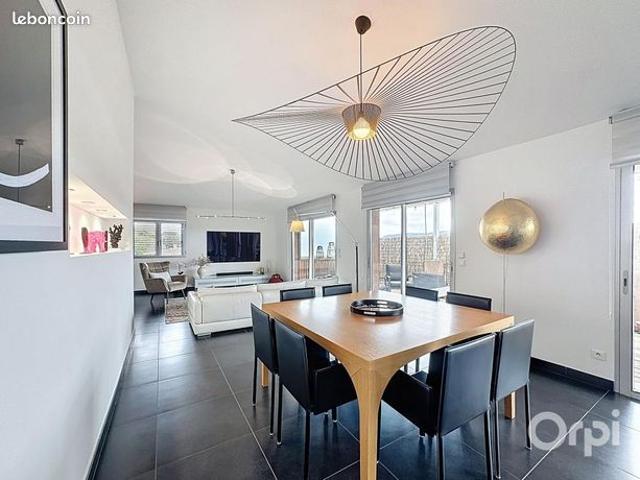 Appartement 4 pièces 138 m²