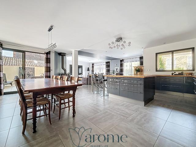 Appartement 4 pièces 138 m²