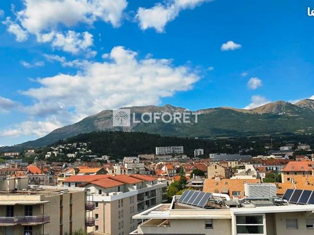 Appartement 4 pièces 139 m²