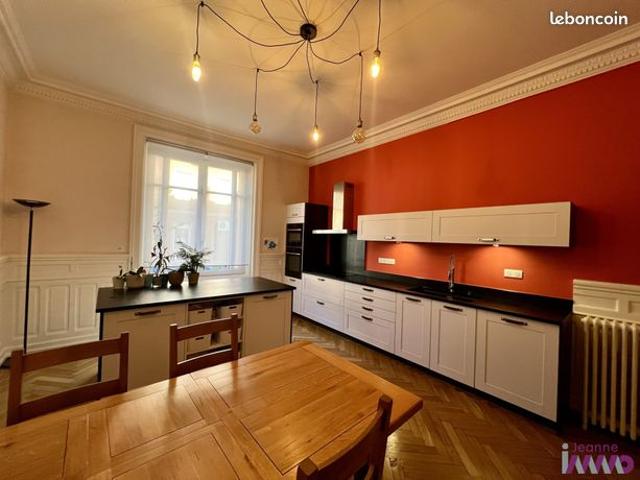 Appartement 4 pièces 139 m²
