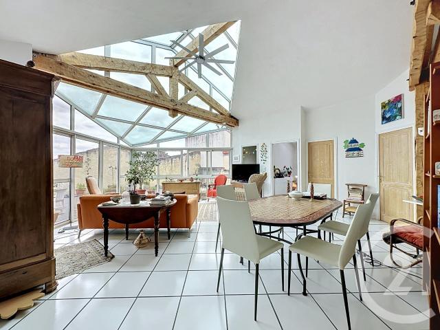 Appartement 4 pièces 140 m²