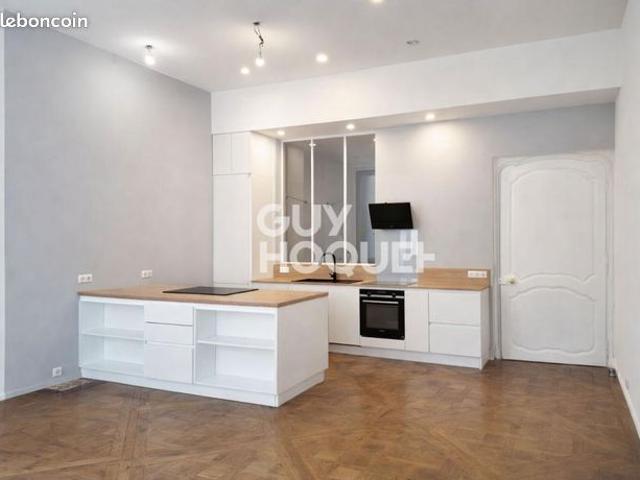 Appartement 4 pièces 140 m²