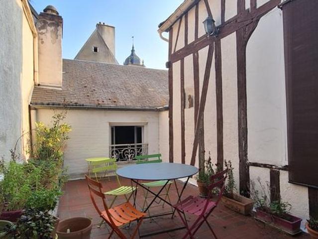 Appartement 4 pièces 140 m²