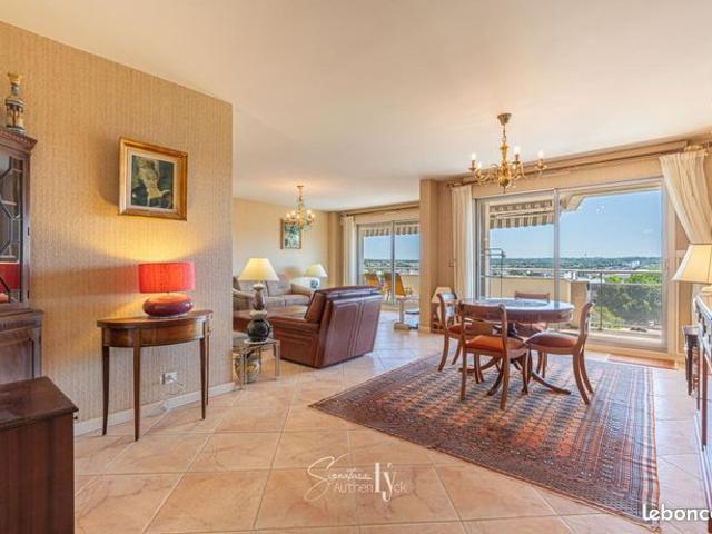 Appartement 4 pièces 140 m²
