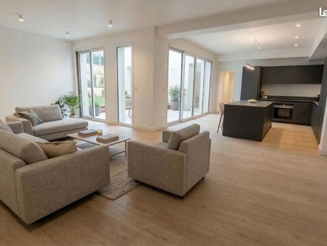 Appartement 4 pièces 140 m²