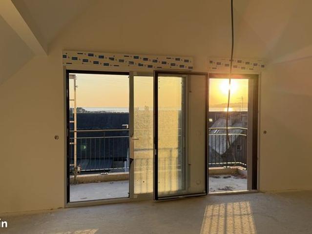 Appartement 4 pièces 140 m²