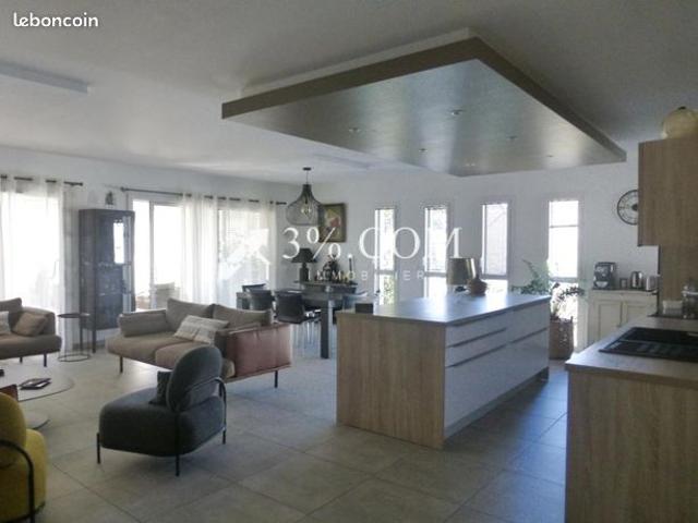 Appartement 4 pièces 141 m²