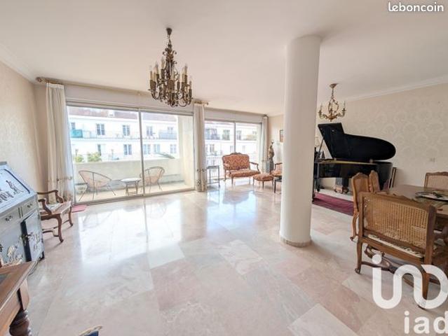 Appartement 4 pièces 141 m²