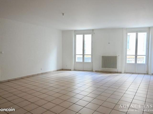Appartement 4 pièces 141 m²