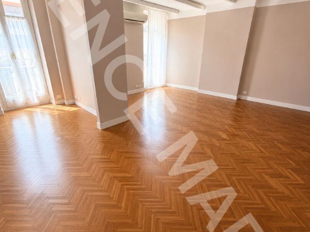 Appartement 4 pièces 142 m²