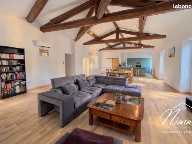 Appartement 4 pièces 142 m²