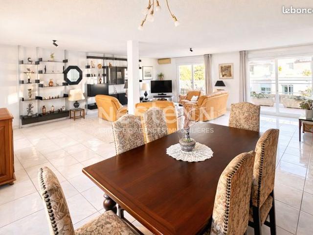 Appartement 4 pièces 143 m²