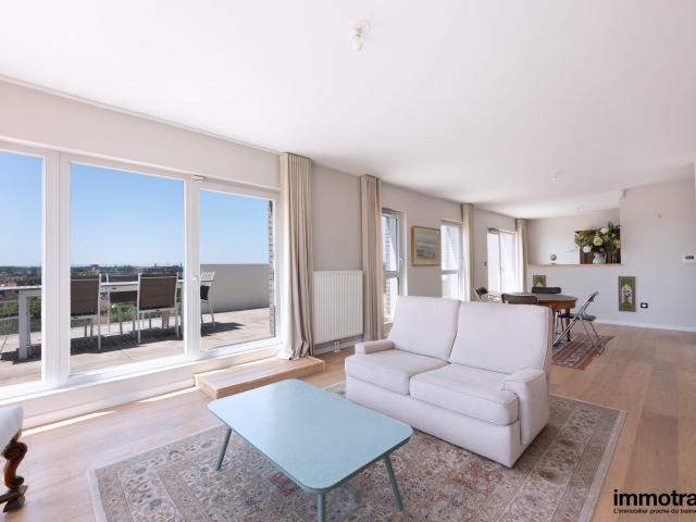 Appartement 5 pièces 143 m²