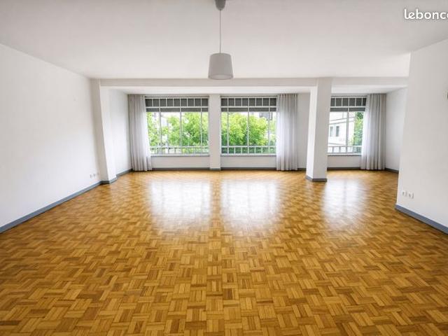 Appartement 4 pièces 143 m²