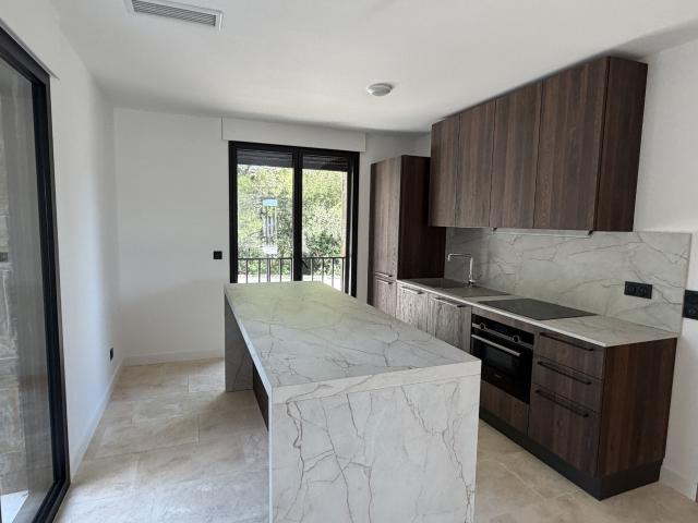 Appartement 4 pièces, 143 m² à louer à Castelnau le Lez 34170
