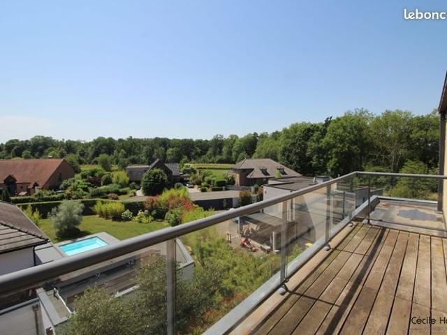 Appartement 4 pièces 144 m²
