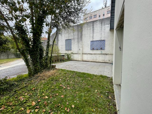 Appartement 4 pièces, 144 m² à louer à Pau 64000