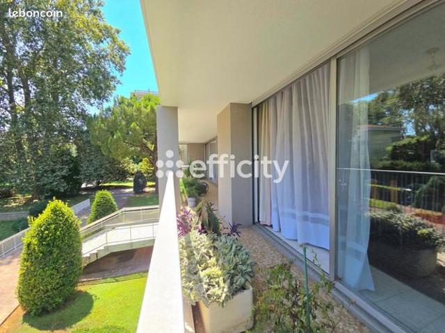Appartement 4 pièces 145 m²