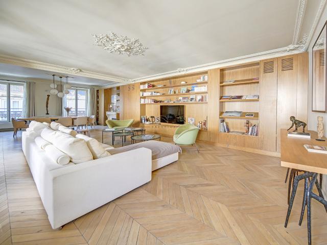 Appartement 4 pièces 145 m²