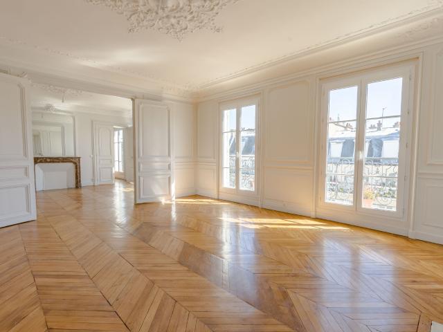 Appartement 4 pièces 145 m²