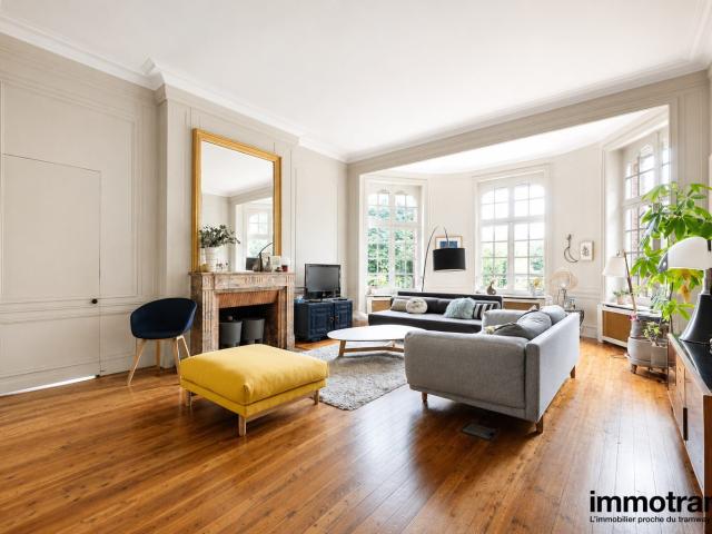 Appartement 4 pièces 146 m²