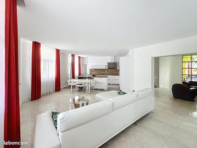 Appartement 4 pièces 146 m²