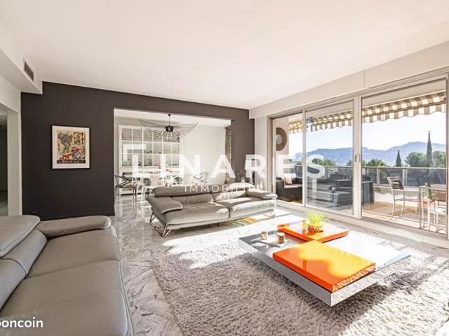 Appartement 4 pièces 147 m²
