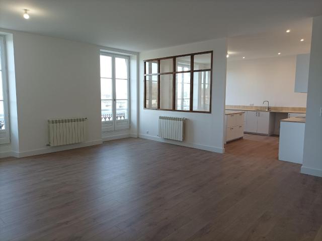 Appartement 4 pièces 147 m²