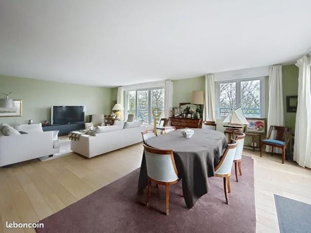 Appartement 4 pièces 147 m²