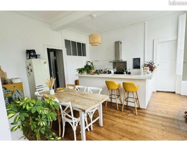 Appartement 4 pièces 147 m²