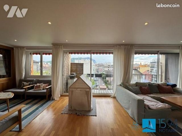 Appartement 4 pièces 148 m²